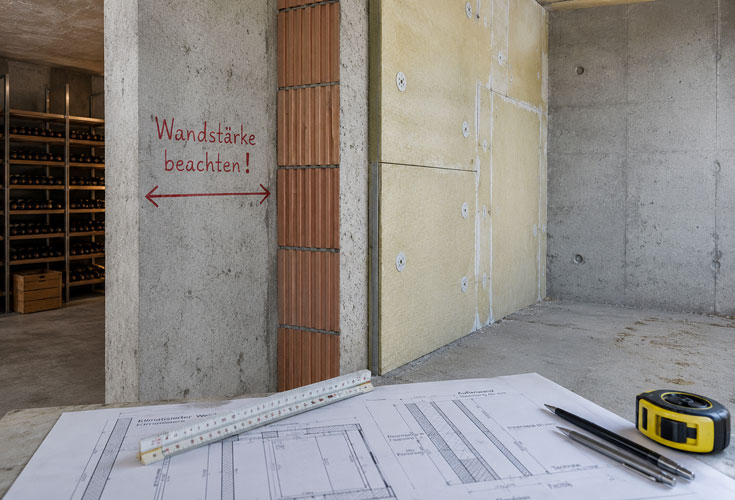Wandst�rke f�r ein Durch-die-Wand-Klimager�t