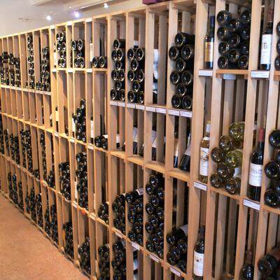 Produktbild f�r 'Weinregal-System CaveauSTAR aus massivem schweizer Tannenholz'