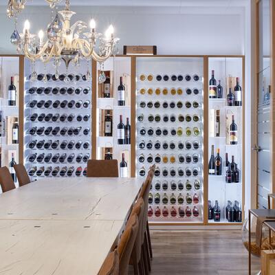 Produktbild f�r 'Weinregal-System Piemont, Tannenholz, Wei� lackiert mit hellbraun furnierter Erlenkante'